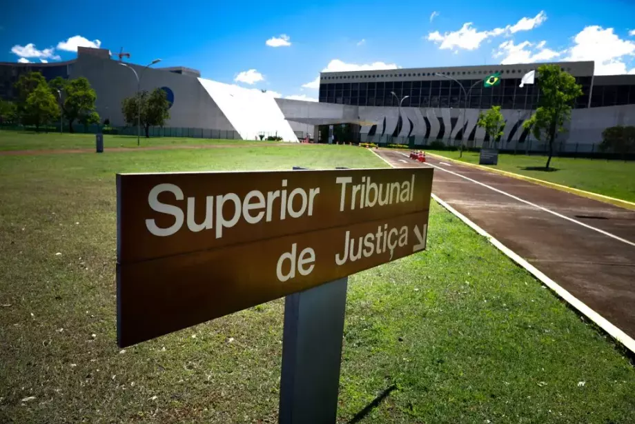 PF identifica novos vazamentos de minutas do STJ em investigação sobre venda de decisões