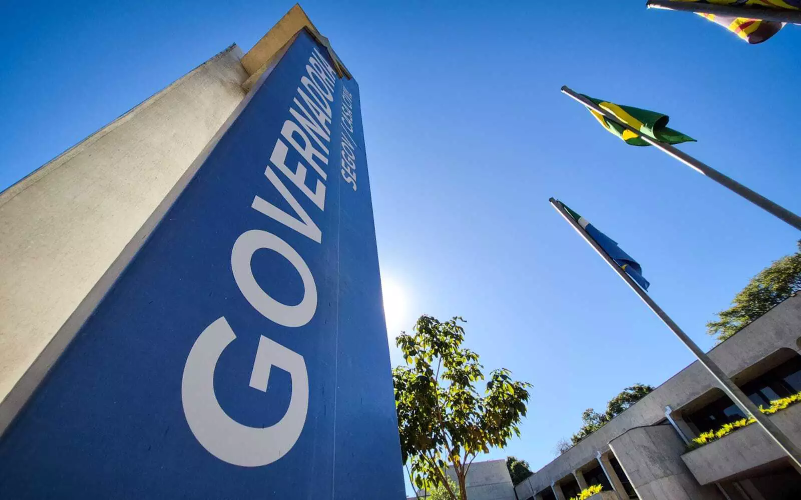 Governo estadual estende medidas de corte de gastos para equilibrar contas