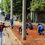 SEINTRA orienta moradores sobre responsabilidade com as calçadas de bairros que recebem pavimentação