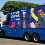 Carreta Digital do Gov BR chega a TL com apoio da Prefeitura e deve capacitar cerca de mil alunos em tecnologia