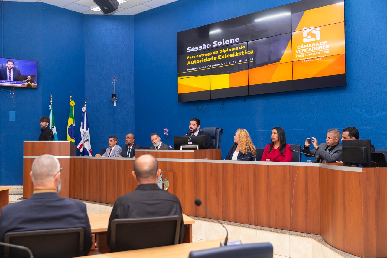 Câmara de Três Lagoas homenageia lideranças religiosas com Diploma de Autoridade Eclesiástica