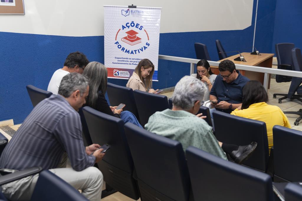 Câmara de Três Lagoas capacita servidores em planejamento estratégico e LGPD com apoio do Senado Federal