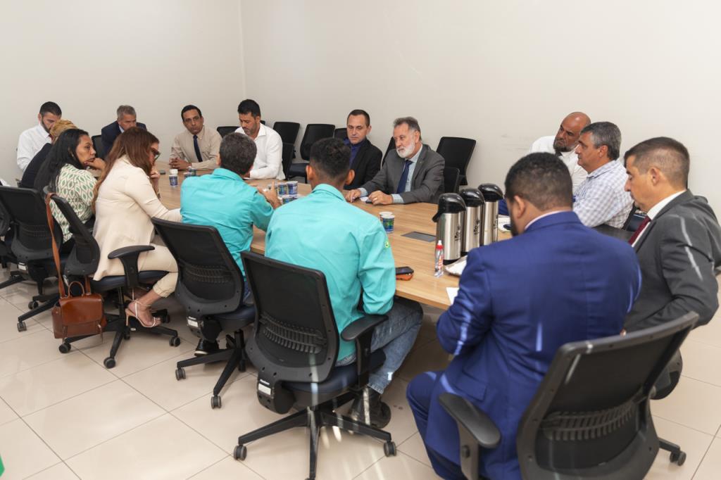 Vereadores articulam reunião para buscar melhorias na rede esgoto do município