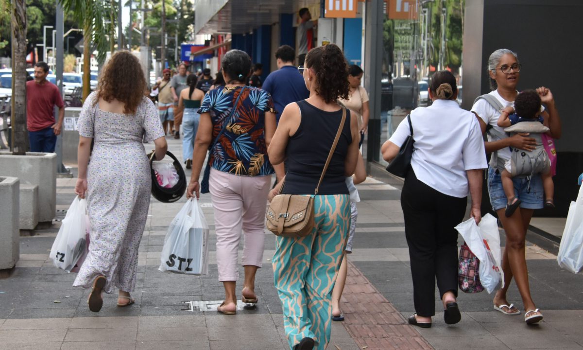 03-0625-0004-comercio-go