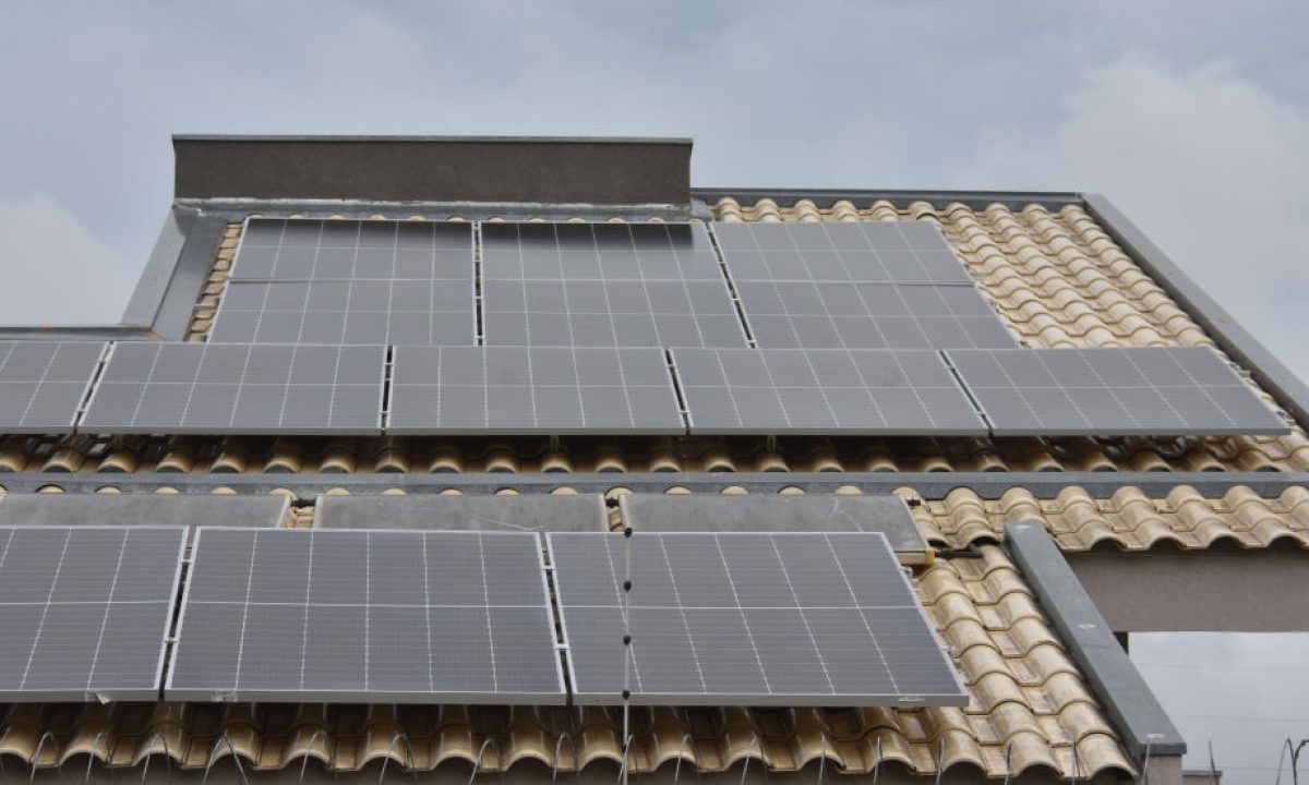 03-1222-0039-placa-solar-go