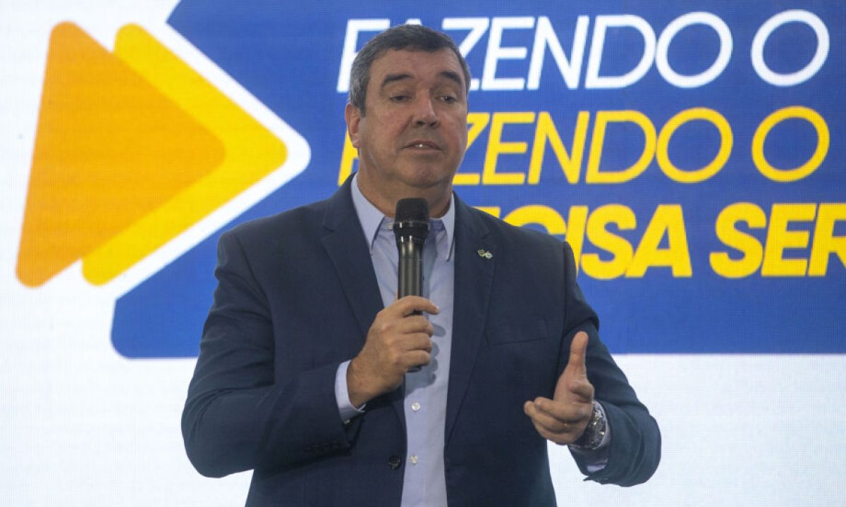 05-0825-0012-lancamento-obras-126-anos-cg-eduado-riedel-mv