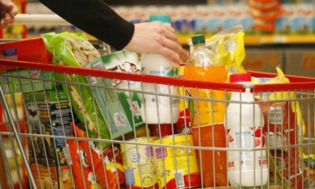 17411-procon-realiza-pesquisa-de-itens-da-cesta-basica-em-tres-lagoas