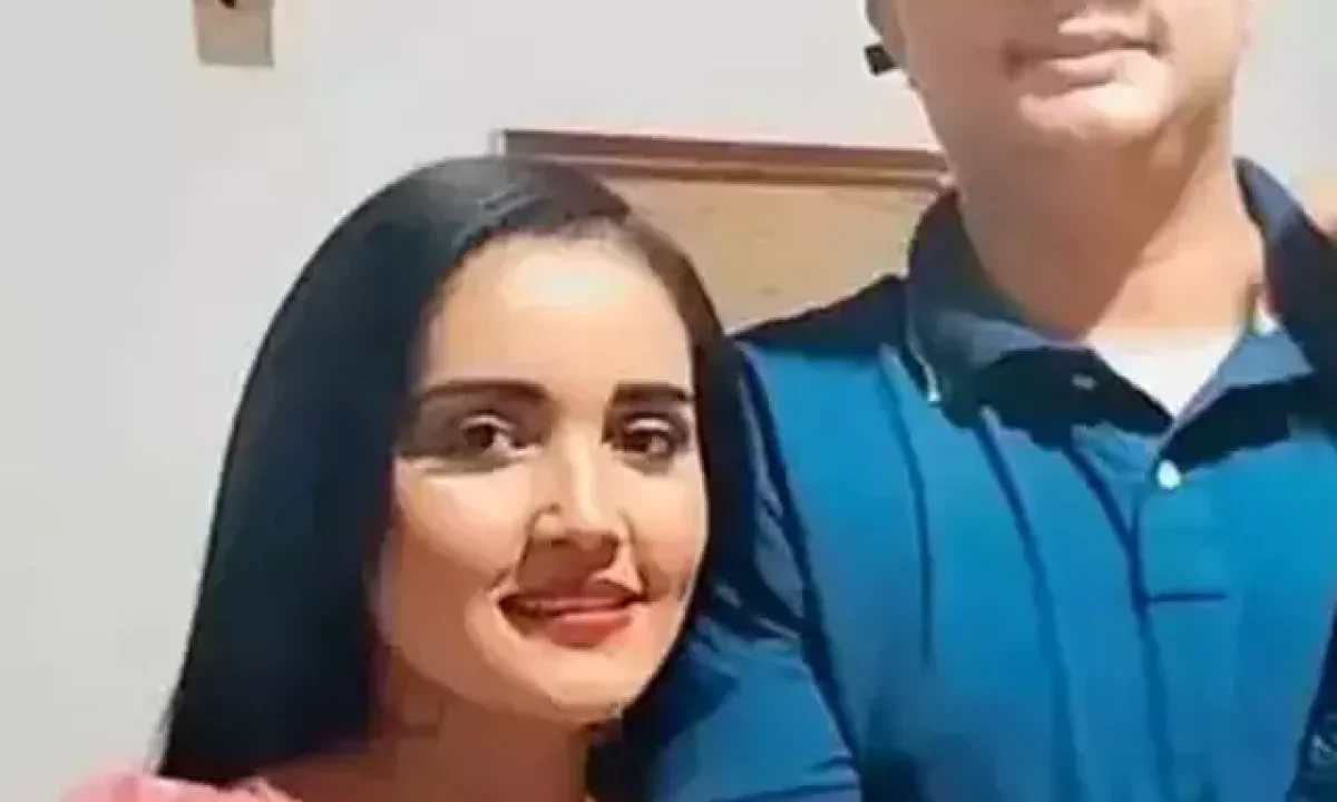 Letícia e Vitor juntos em foto publicada nas redes sociais (Foto: Reprodução/Instagram)