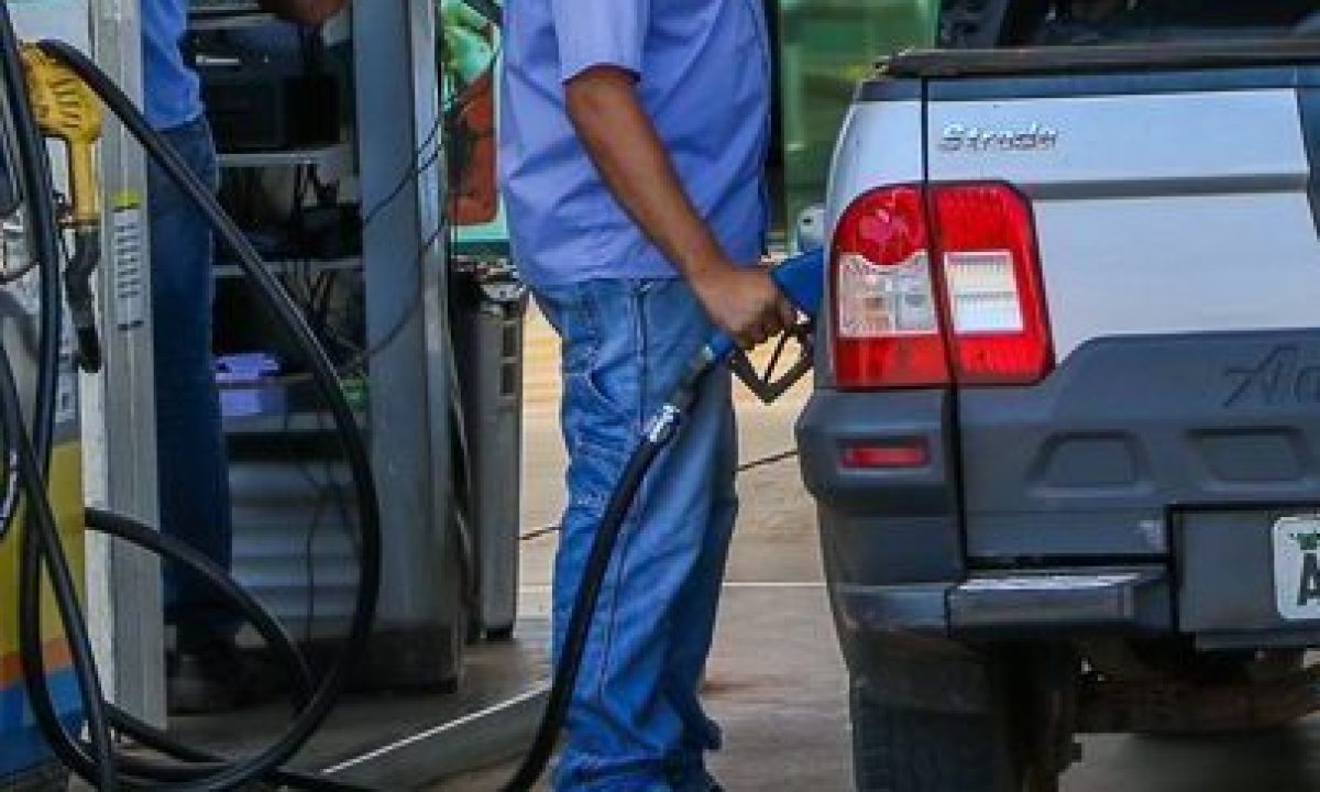 22080AB3-47CF-413B-B5D4-7ADF7F027C8B