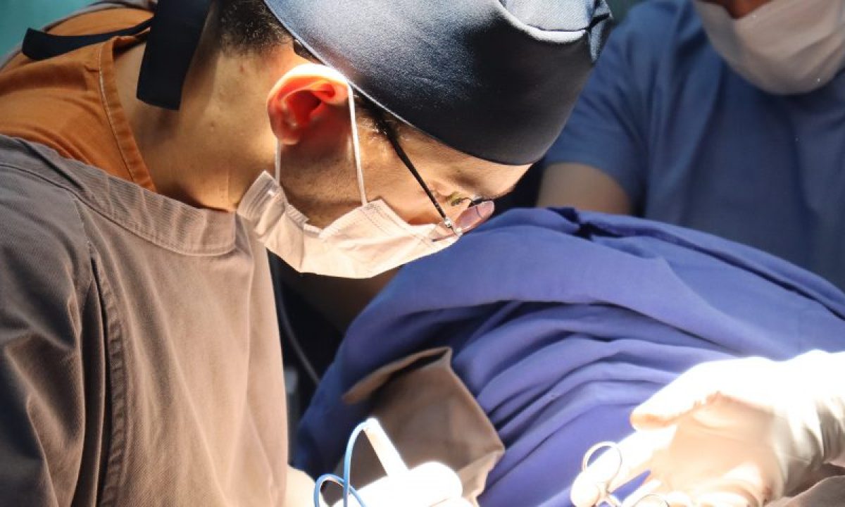 2AB86F6A-FC14-4F16-A5E0-E7F75C51CA5D