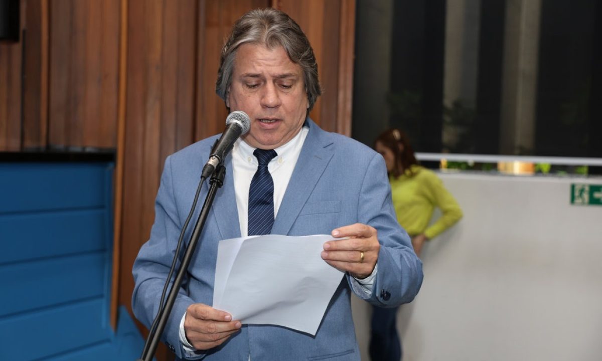 39dc2796-e10d-42a6-831e-bfe6e38b25b2