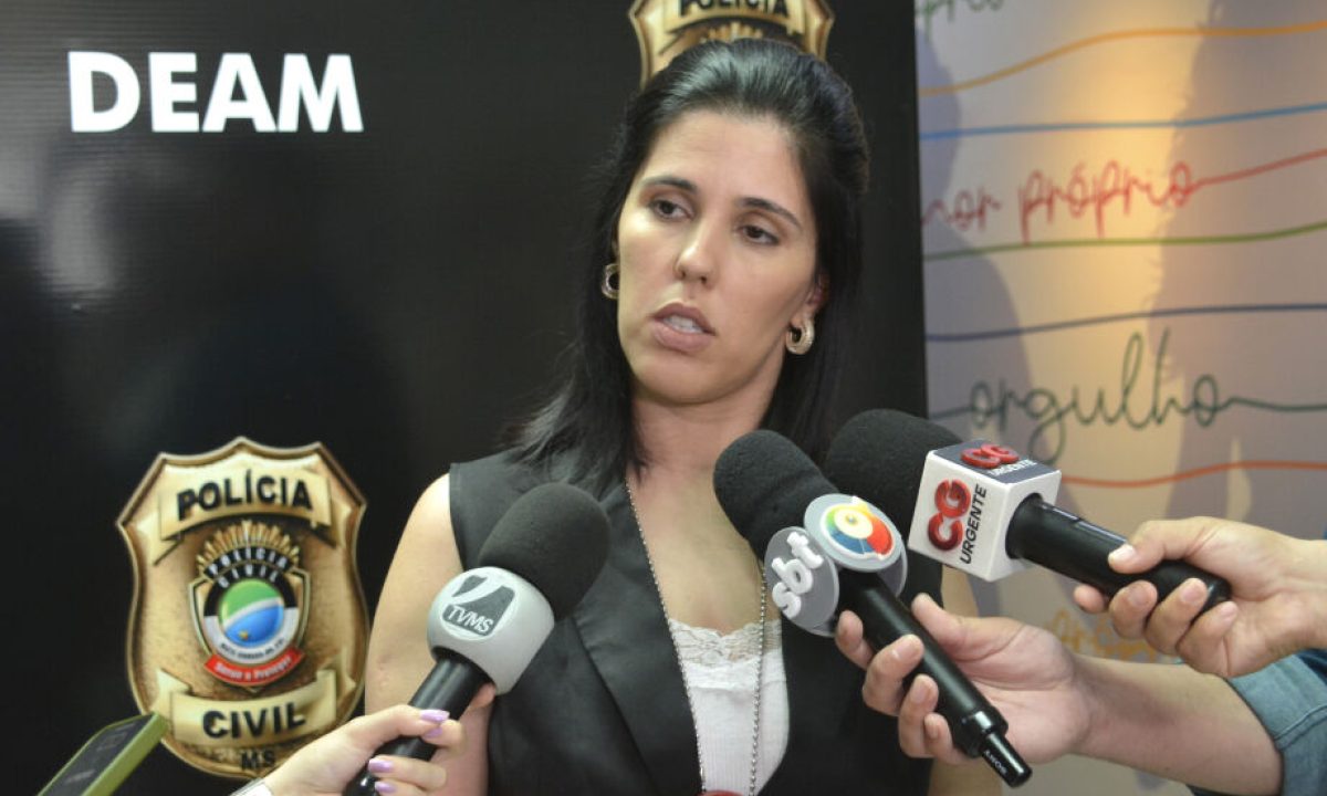 502-1023-0389-delegada-ana-lu-deam-go