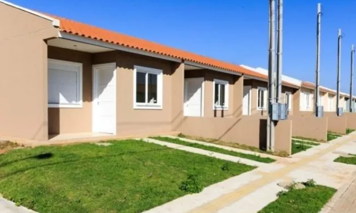 6623fd8893026eec3fcf6370_casas-populares