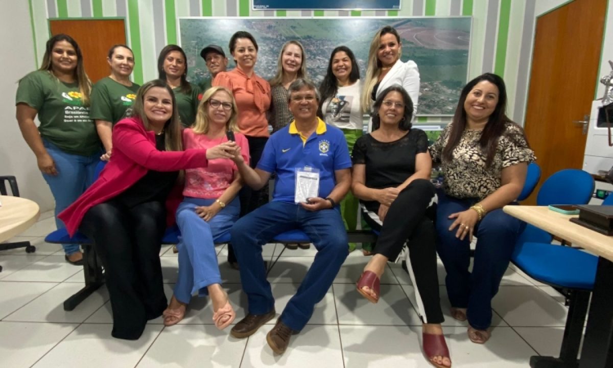 7f067029dfaf47eeb17af75b96fd8588-2