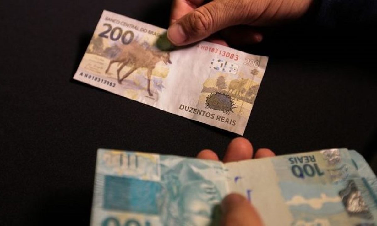 8AEF1F41-C0DE-4769-8264-CB2E27EA2522