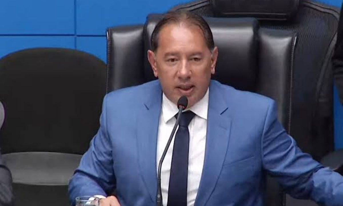 8F49256F-3841-4628-A6F4-1DD0ABCB5BC9