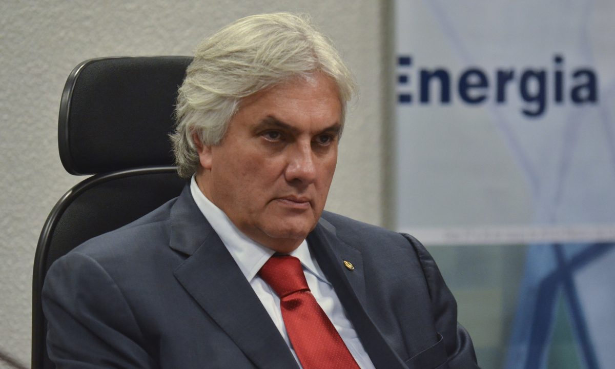 Brasília - Senador Delcídio do Amaral coordena o 1º Fórum Nacional de Infraestrutura. Em debate, transporte, energia elétrica, combustíveis, mineração, telecomunicações, saneamento, entre outros(José Cruz/Agência Brasil)