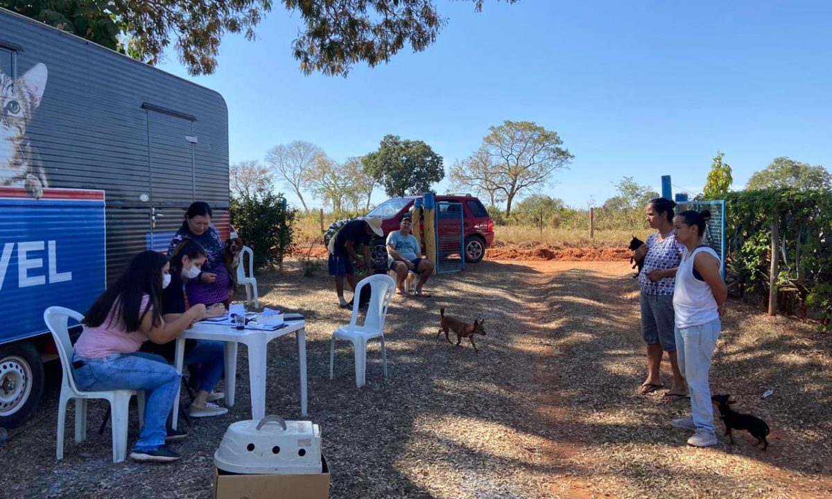 ADCF8438-1021-42A7-9C09-46D64B551810