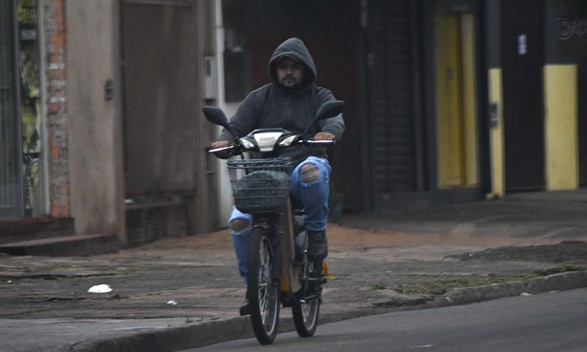 B9801E0D-B8E3-4D75-B1CA-30BE64CFD65B