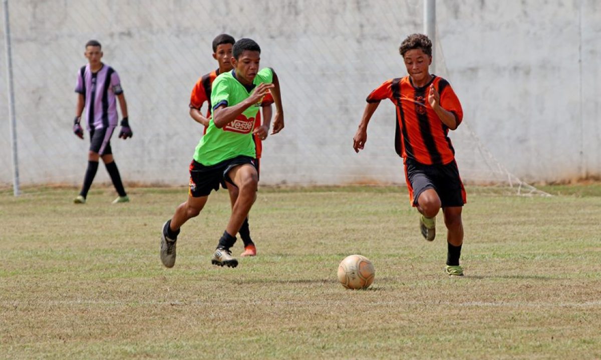 CAMPEONATO-FUTEBOL-DE-BASE-SUB-15-10-03-16-scaled