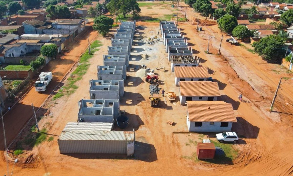 CASAS-VIOLETAS-06-05-8-scaled