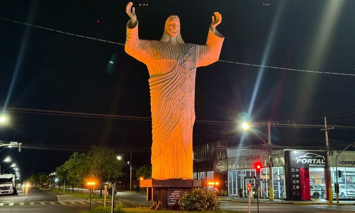 CRISTO-LARANJA-13-04-2-scaled