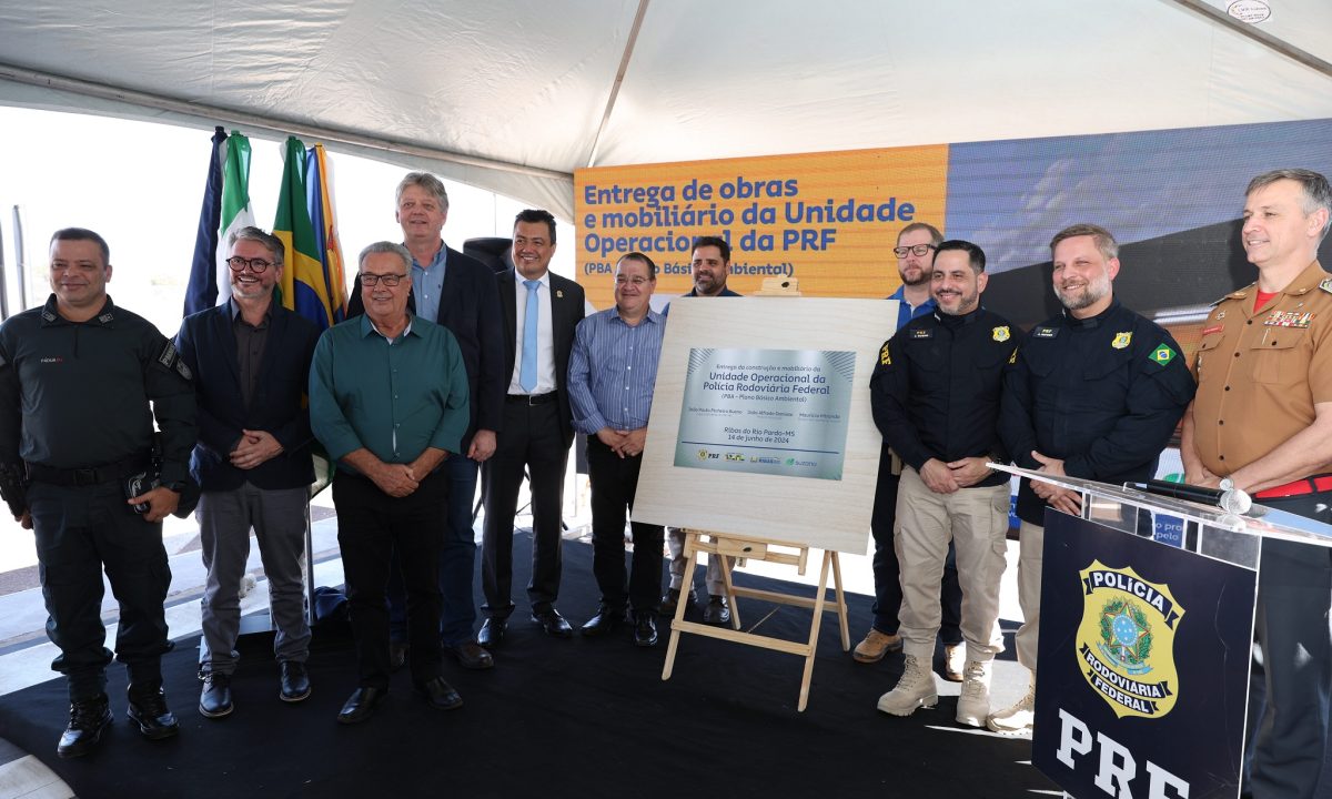 Cerimônia de inauguração da entrega da UOP de Ribas do Rio Pardo