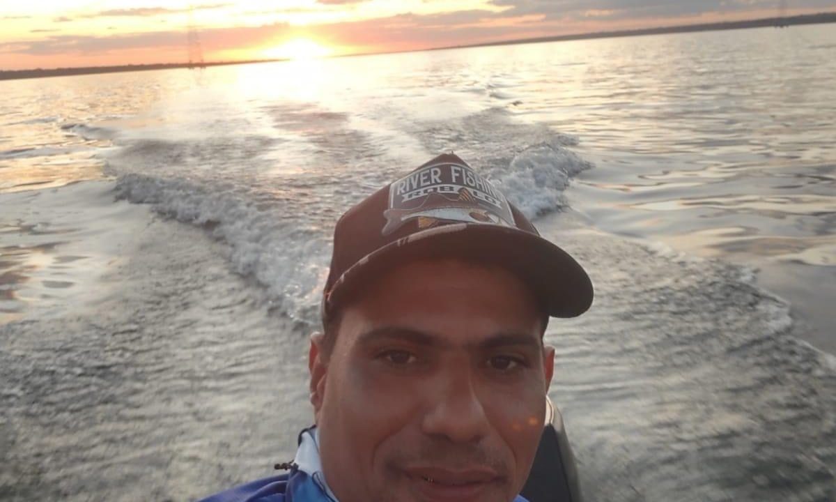 D154630E-D56D-4DFB-A74A-E4D95BD96B82