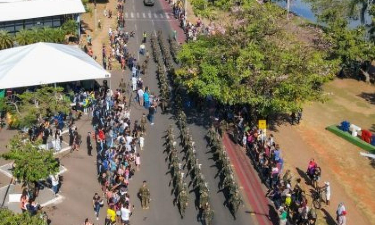 DESFILE-7-SETEMBRO-07-09-22-scaled-420x280_c