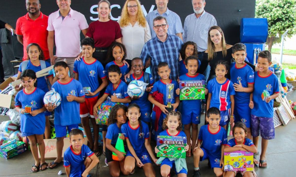 ENTREGA-DE-BRINQUEDOS-CRASE-19-03-2-scaled