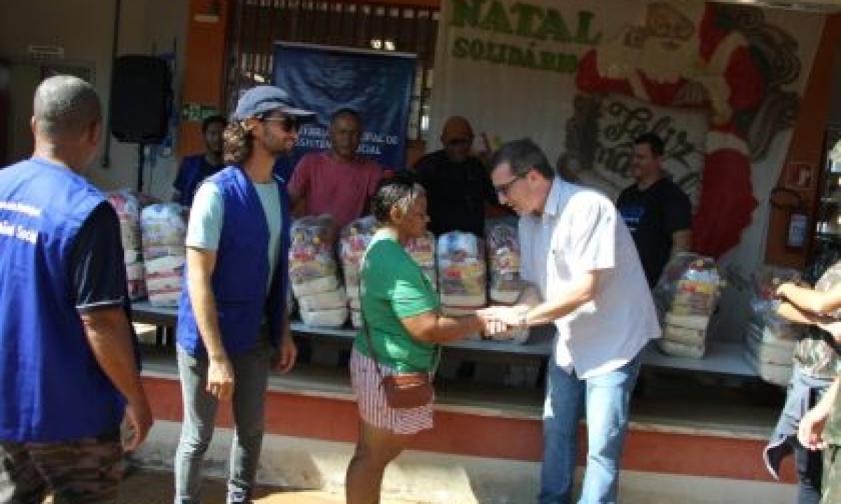 ENTREGA_CESTA_NATAL_SOLIDARIO-28-scaled-420x280_c