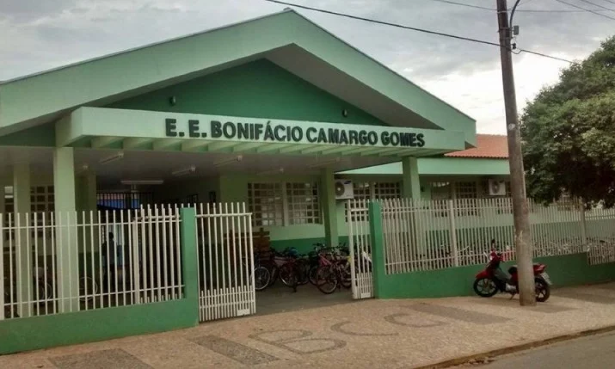 ESCOLA-ESTADUAL-BONIFÁCIO-GOMES-BONITO-730x429
