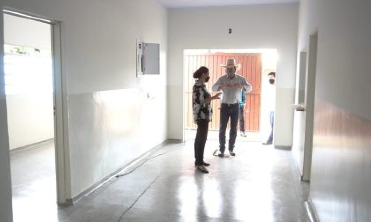 Escola-Municipal-de-Educacao-no-Campo-4-420x280_c