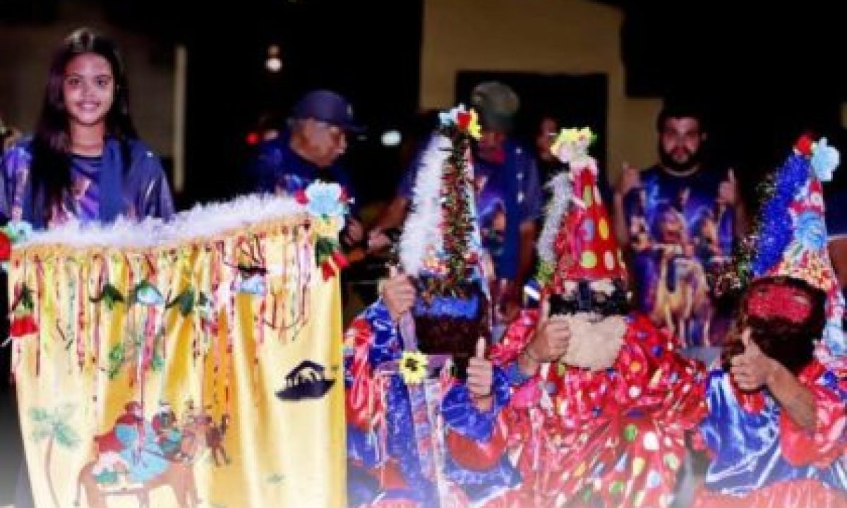 FOLIA-DE-REIS-420x280_c