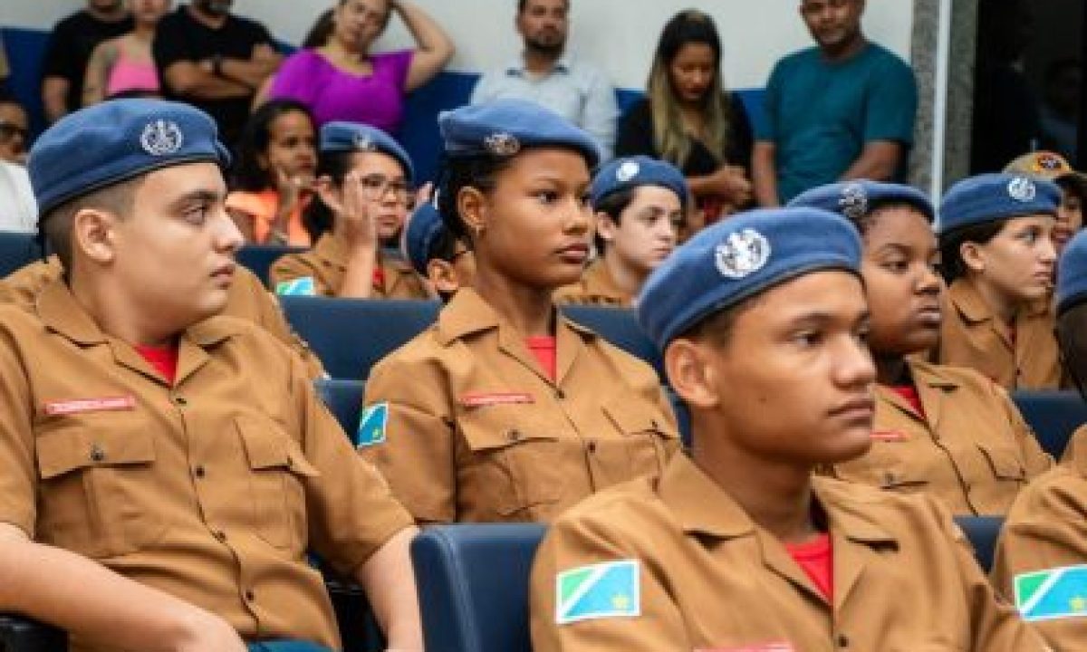 FORMATURA-BOMBEIROS-DO-AMANHA-12-scaled-420x280_c