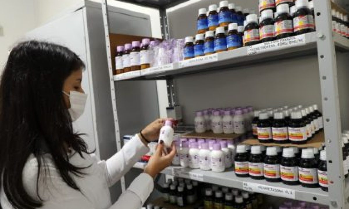 Farmacia-Clinica-do-Idoso-27-e1657892492359-420x280_c