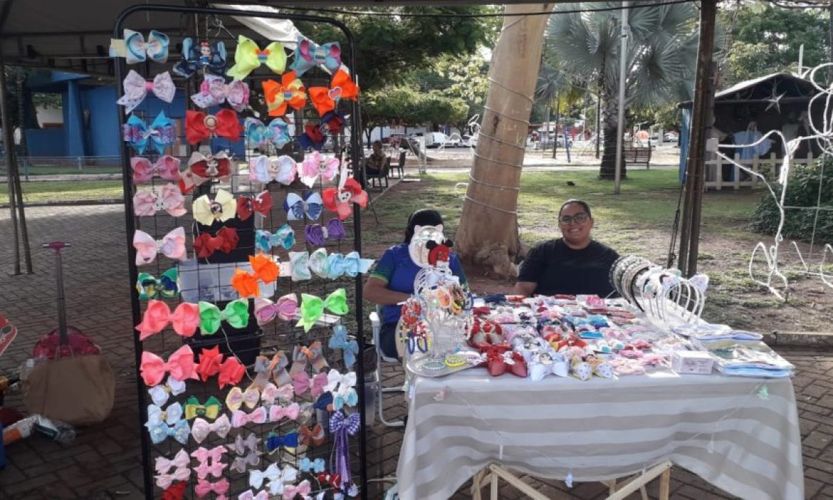 Feira-Natalina-ACLAMS-scaled