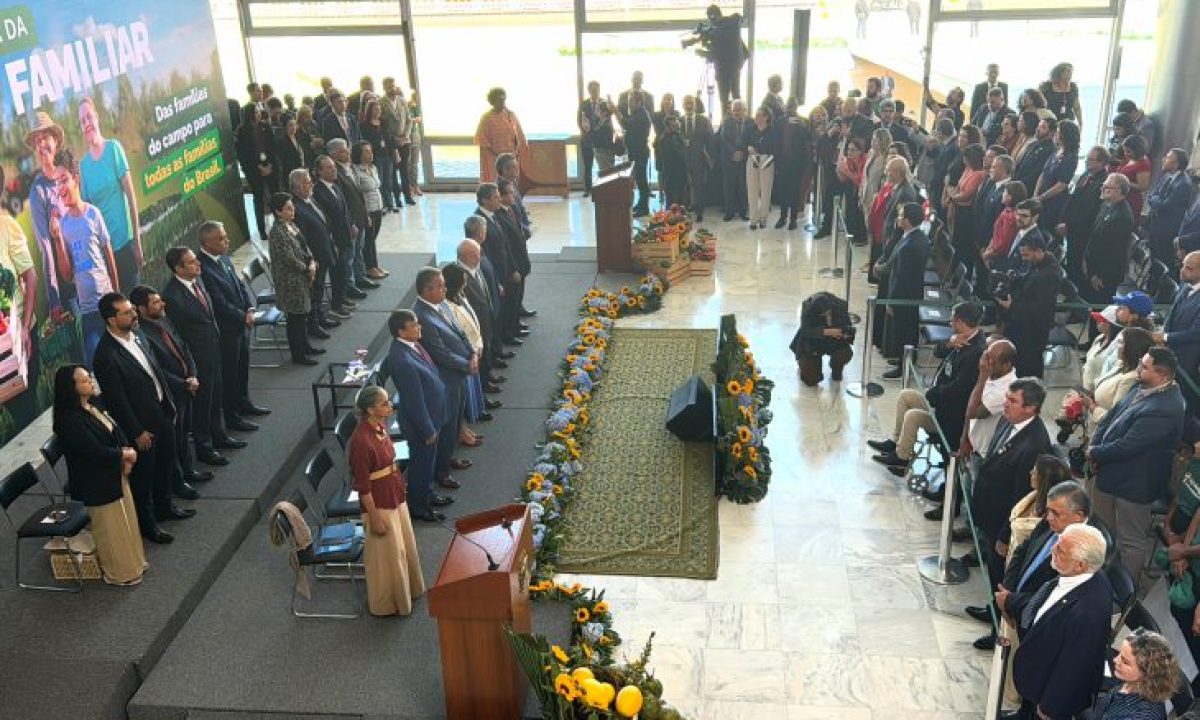 Governaor-em-Brasilia-2-730x480