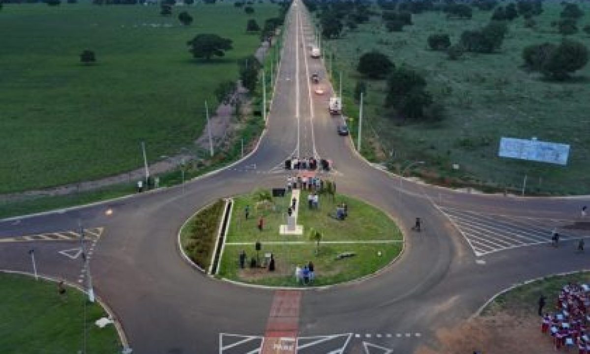 INAUGURACAO-ILUMINACAO-JAMIL-JORGE-SALOMAO-scaled-420x280_c