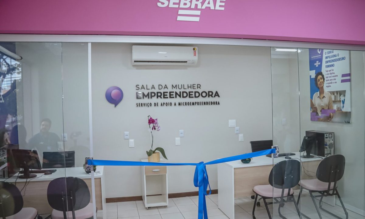 INAUGURACAO-SALA-MULHER-EMPREENDEDORA_PREFCG_ELIAS-CAMPOS-6-1536x1024