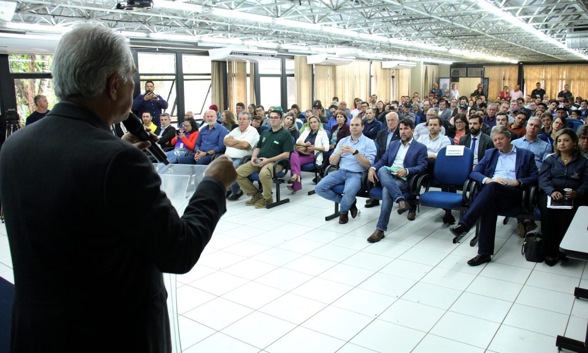 Lancamento-ProAves-Fto-Chico-Ribeiro-101-scaled