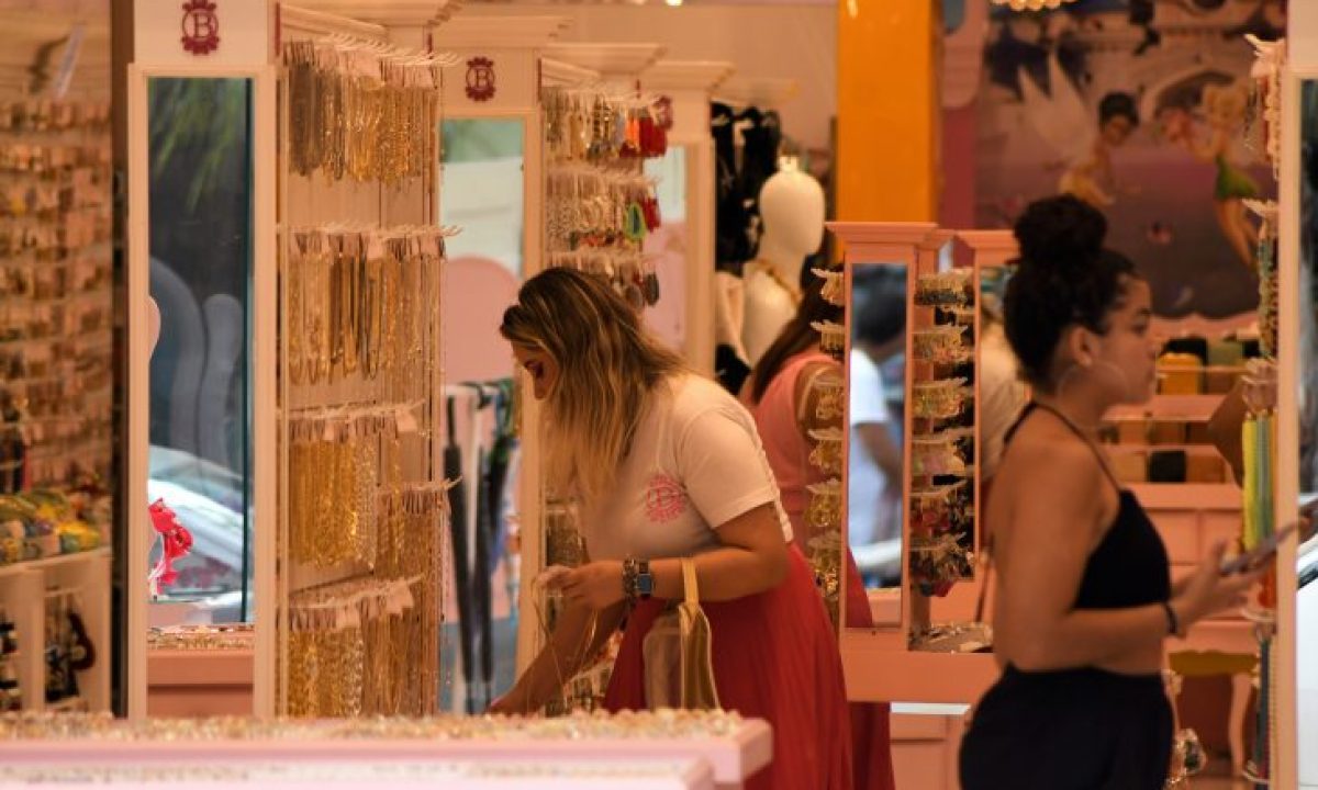 Movimento-comércio-Foto-Bruno-Rezende-02-730x480