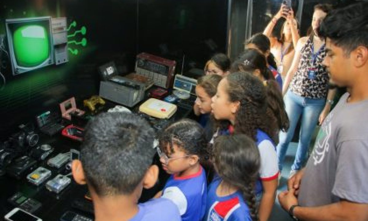 ONIBUS-LIXO-ELETRONICO-21-10-14-scaled-420x280_c