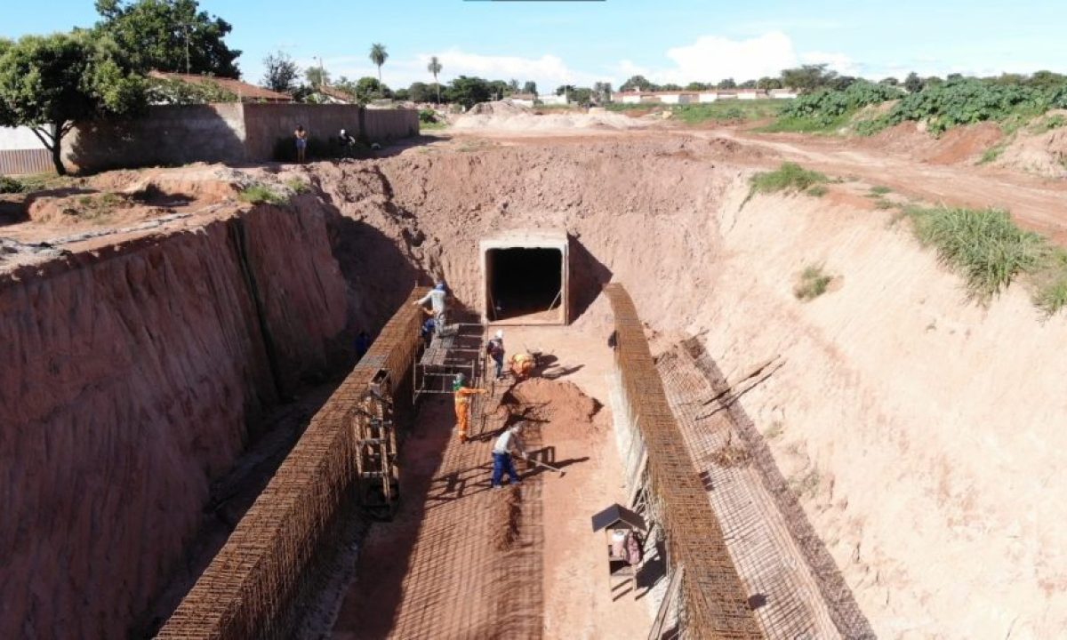 Obras-de-Drenagem-Chacara-Imperial-3-scaled