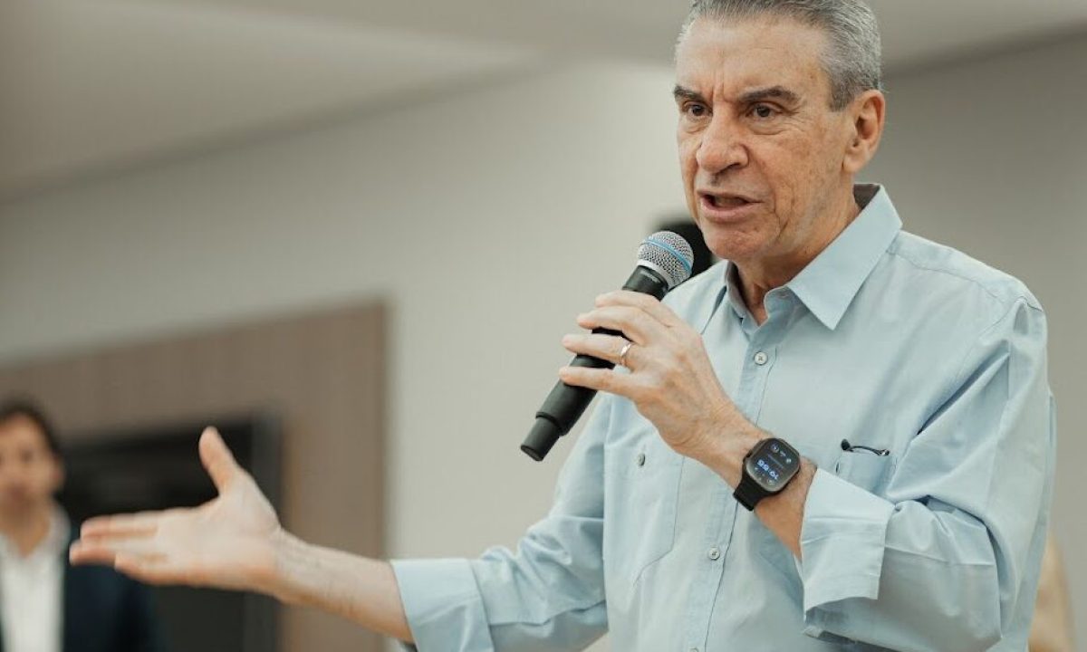 PAULO CORREA