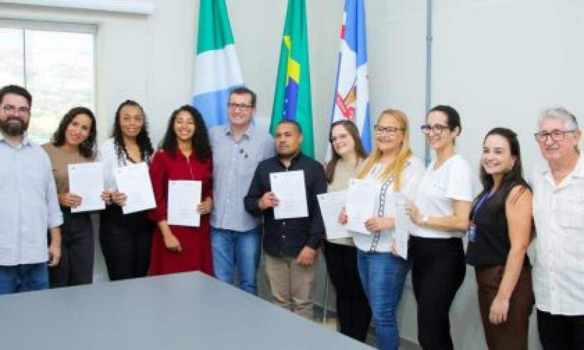 POSSE-SEVIDORES-DA-SAUDE-03-11-4-scaled-420x280_c