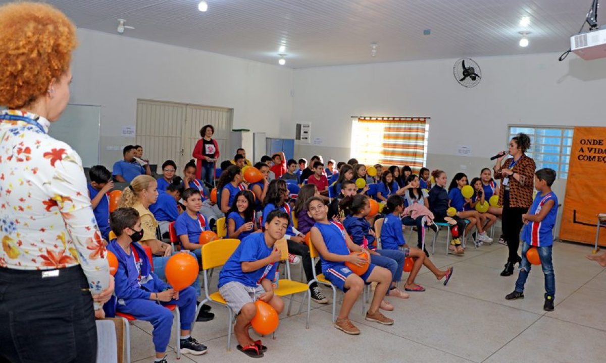 Palestra-Escola-General-Nelson-1-scaled