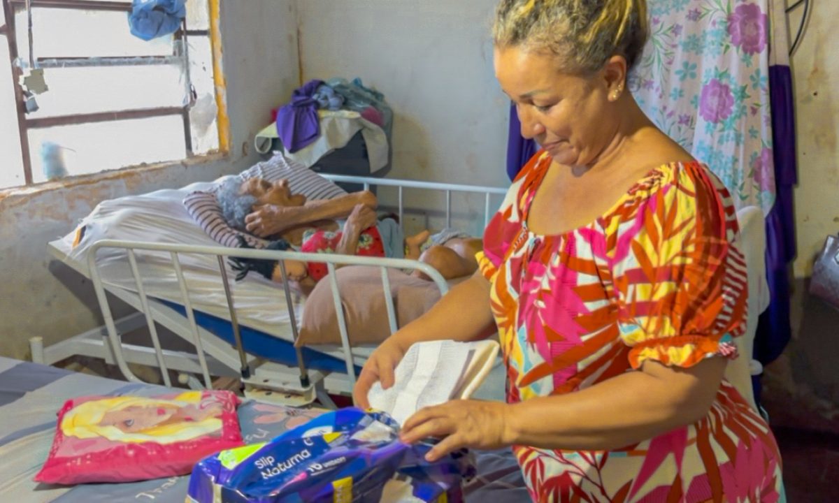 Personagem-Cuidar-de-Quem-Cuida-Foto-Monique-Alves-2