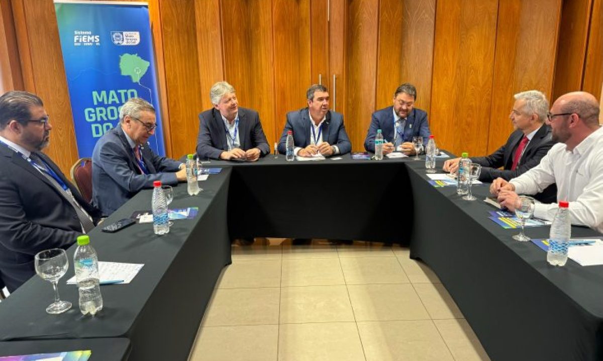 Reuniao-Expo-Paraguai-730x480