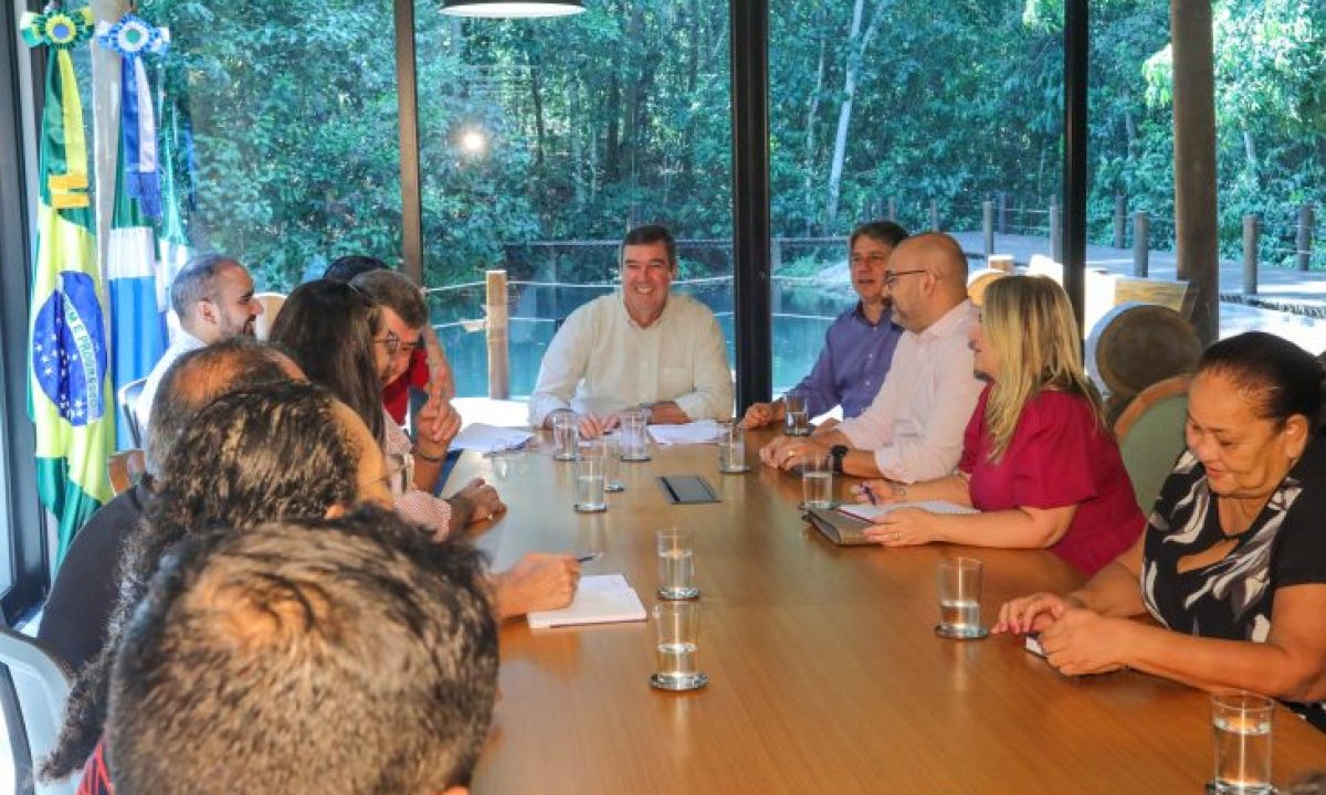 Reuniao-Fetems-Foto-Saul-Schramm-02-730x480